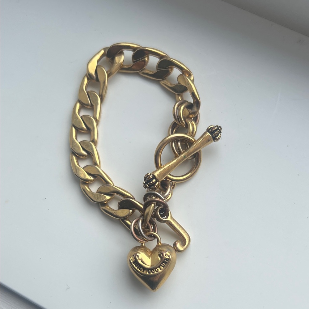 Juicy Couture Gold Tone Heart Charm Toggle Bracelet